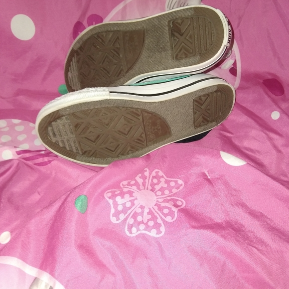 ***SOLD***Converse All Star 🌟 Girls - Picture 8 of 8